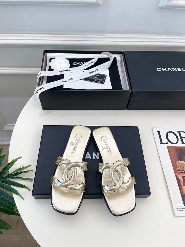 CC original lambskin mules CH00404