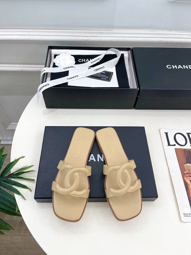 CC original lambskin mules CH00404