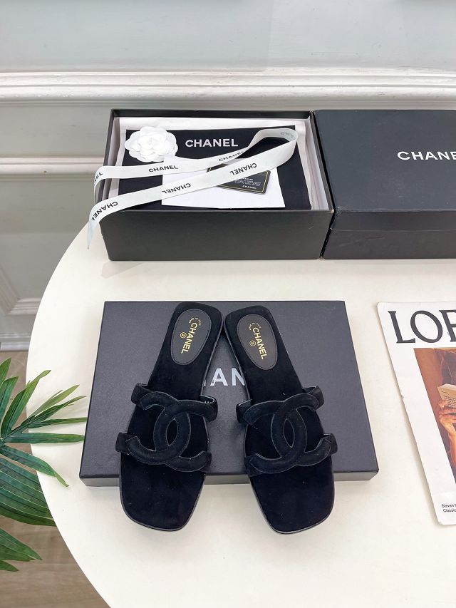 CC original lambskin mules CH00404