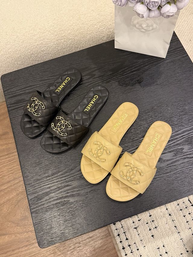 CC original lambskin mules CH00405