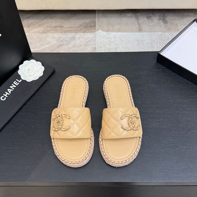 CC original lambskin mules CH00410