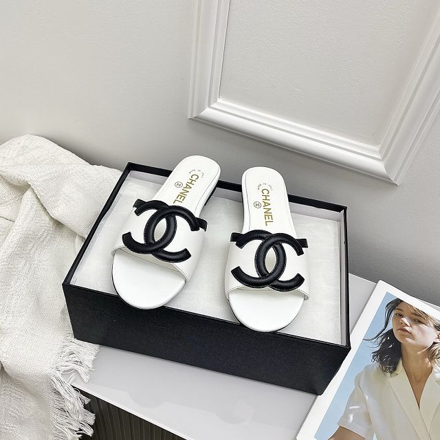 CC original lambskin mules CH00422