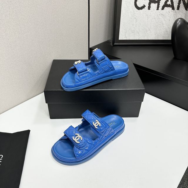 CC original shiny calfskin mules CH00390