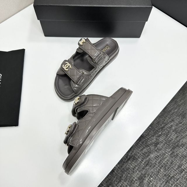 CC original shiny calfskin mules CH00390