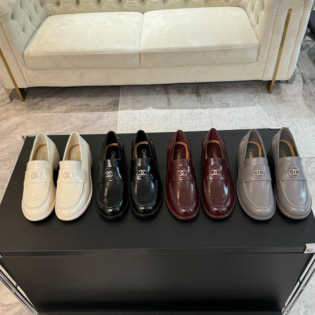 CC original shiny calfskin loafers CH00461