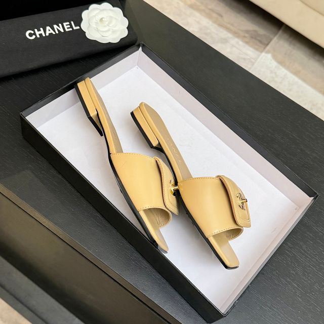 CC original lambskin mules CH00490