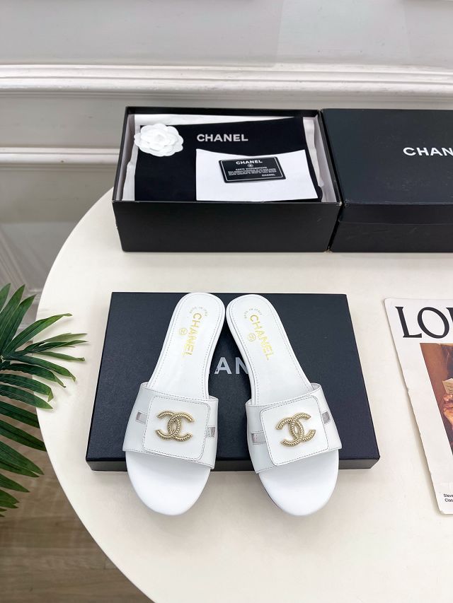 CC original lambskin mules CH00496